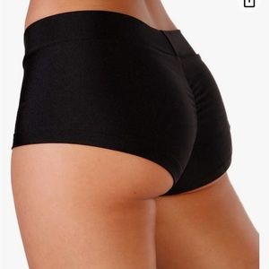 Size M IHeartRaves spades booty shorts